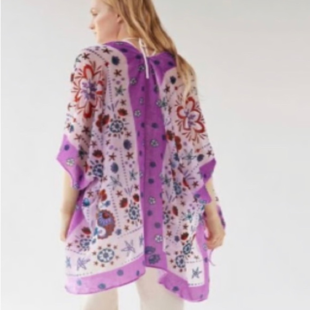 NWT URBAN OUTFITTERS poncho